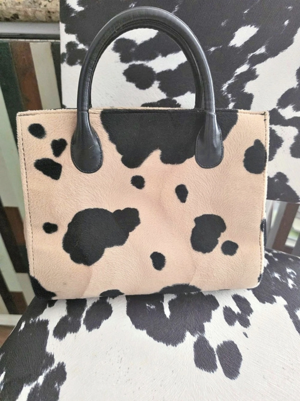 Linz & Company Cow Print Tote in Pink & Black